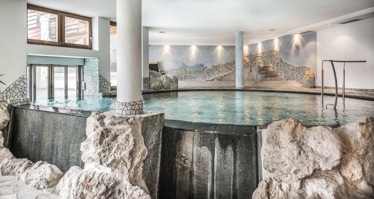 Taubers Unterwirt Aktiv & Vitalhotel Velturno Exteriör bild